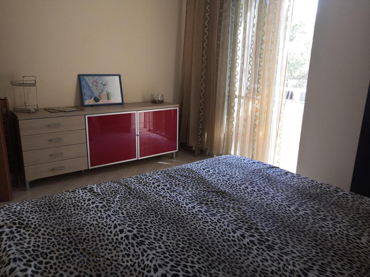 Ilva'S Apartment Голем Экстерьер фото